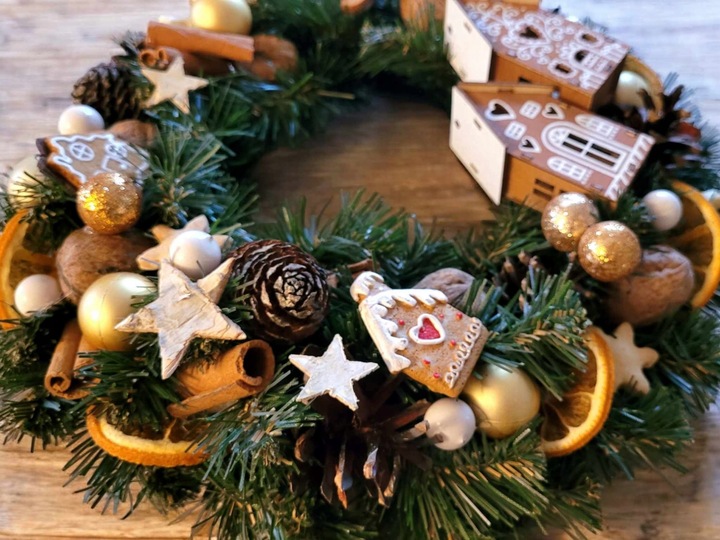 Wianek świąteczny stroik na stół drzwi Wieniec 27cm DOMEK Z PIERNIKA