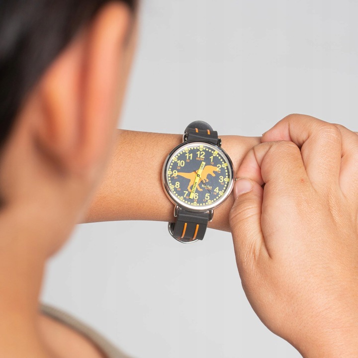 Wristwach edukacyjny dla chłopców i dziewczynek. Naucz się opowiadać