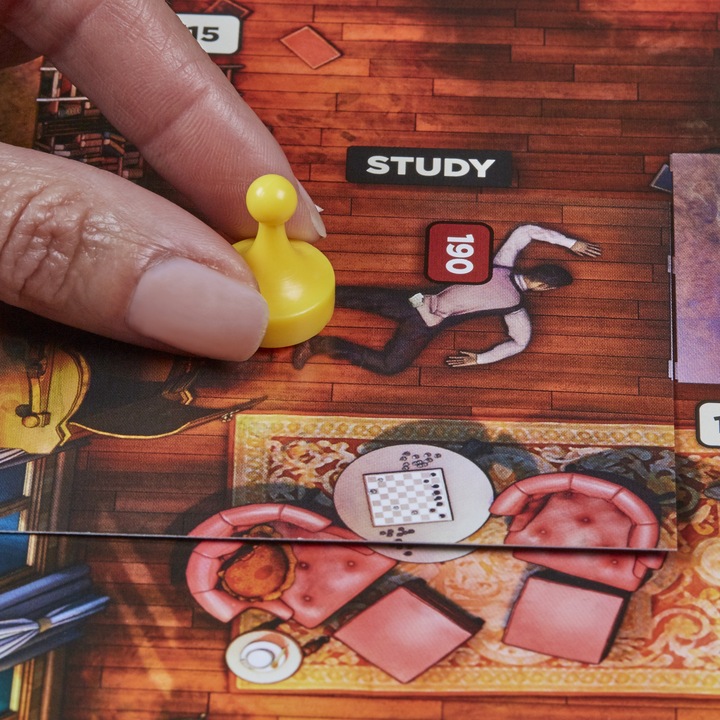 GRA PLANSZOWA RODZINNA IMPREZOWA CLUEDO ZDRADA W POSIADŁOŚCI TUDORÓW HASBRO