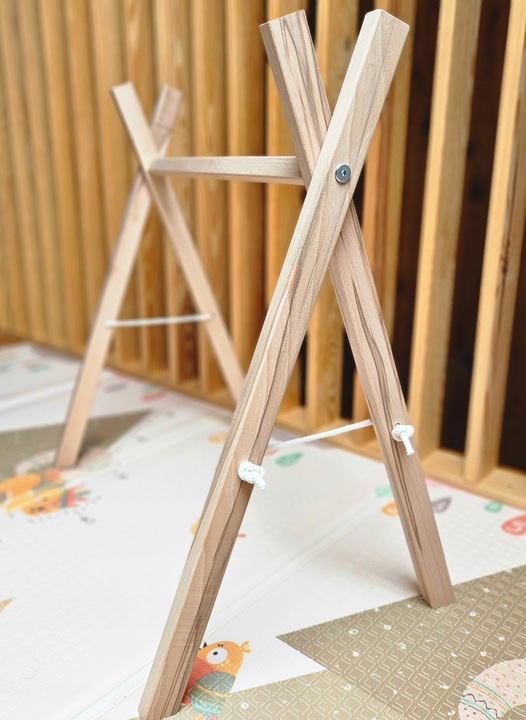 Stojak edukacyjny Baby Gym BUKOWY Heli Woodi producent