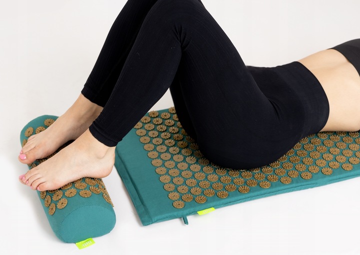 MATA ZDROWOTNA DO AKUPRESURY Z KOLCAMI + PODUSZKA