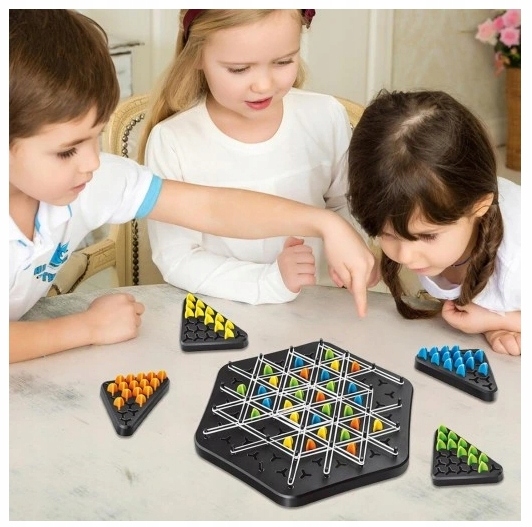 TRIANGLE CHESS BOARD GAME, INTERACTIVE PEGBOARD GAME, DESKTOP BOARD GAMES