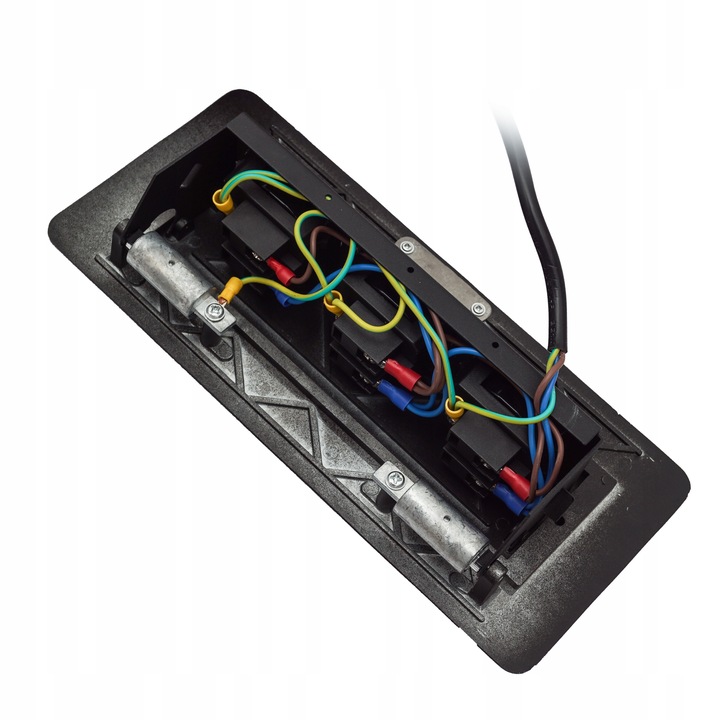 GNIAZDO POTRÓJNE CHOWANE W BLAT NABLATOWE GNIAZDKO