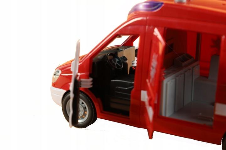 STRAŻ POŻARNA SAMOCHÓD ZABAWKA WÓZ AUTO STRAŻACKI POJAZD NAPĘD GUMOWE KOŁA