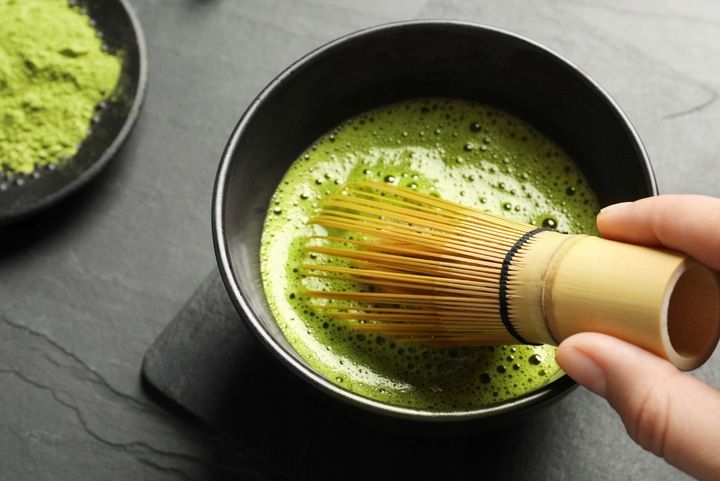 Pyszna Matcha Latte Instant w Proszku Japońska Zielona Herbata 5szt. Mokate