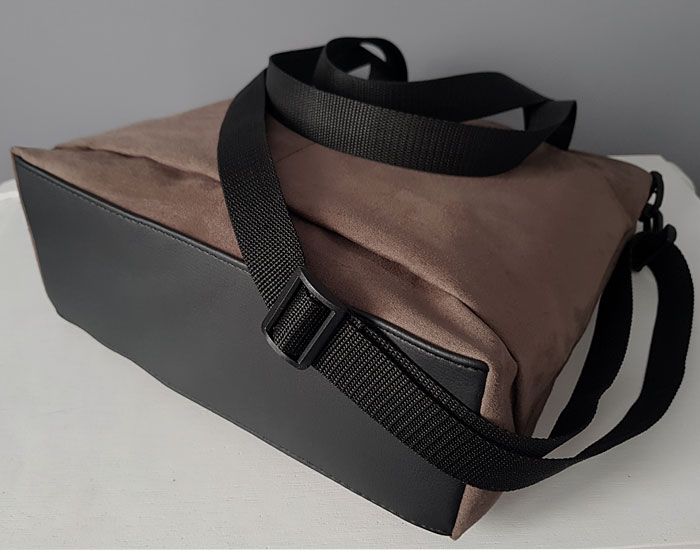 B.D Torebka damska zamszowa shopperka z kieszenią kolory z paskiem