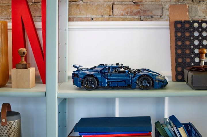 LEGO Technic Ford GT, wersja z 2022 roku (42154)