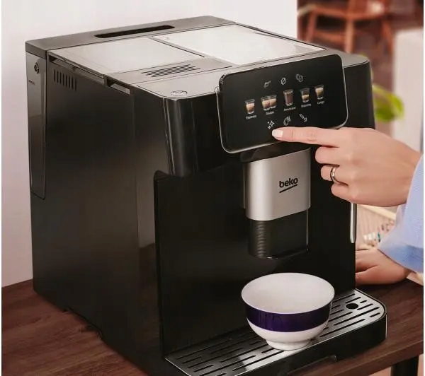 Ekspres ciśnieniowy Beko CaffeExperto CEG7302B - automatyczny 1350W Czarny