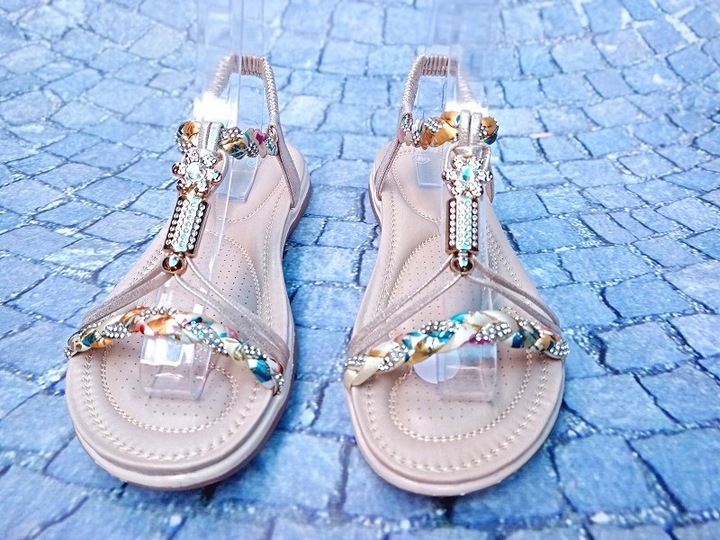 PIĘKNE SANDAŁKI z GUMKĄ Gold r.38