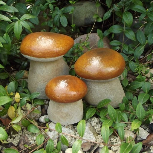 figurka dekoracja borowik do ogrodu na prezent