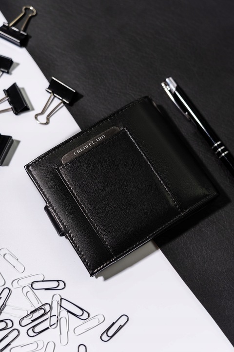 Elegancki portfel męski skórzany zapinany w pudełku na prezent Always Wild