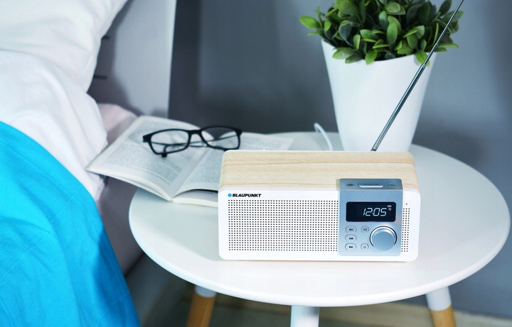 RADIOODTWARZACZ PRZENOŚNY BLAUPUNKT PP14BT BLUETOOTH USB MP3 SD RADIO PILOT