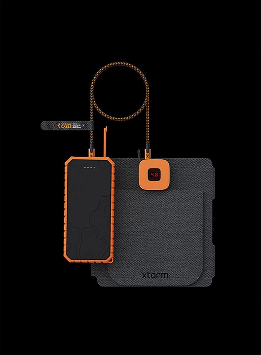 Turystyczny panel słoneczny Xtorm 28 W