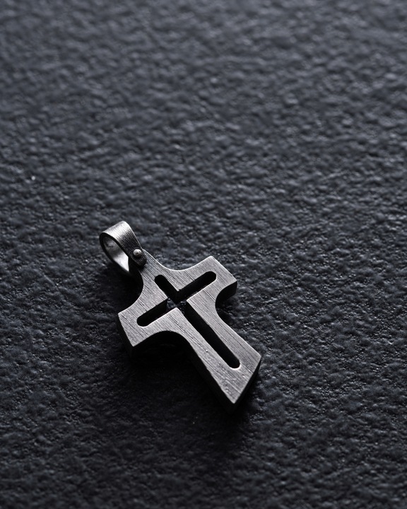 Srebrny krzyż BELIEF