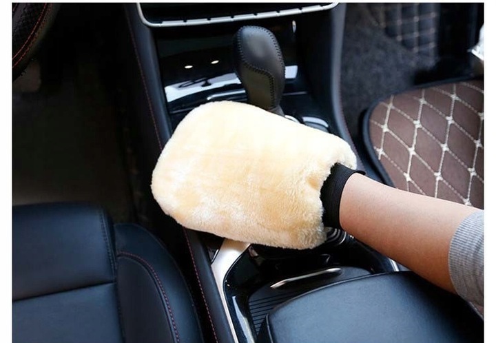 PROFESJONALNA RĘKAWICA WEŁNIANA DO MYCIA SAMOCHODU