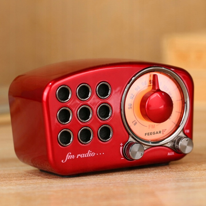 RADIO CZERWONE PRZENOŚNE DLA DZIECI RODZICÓW RETRO