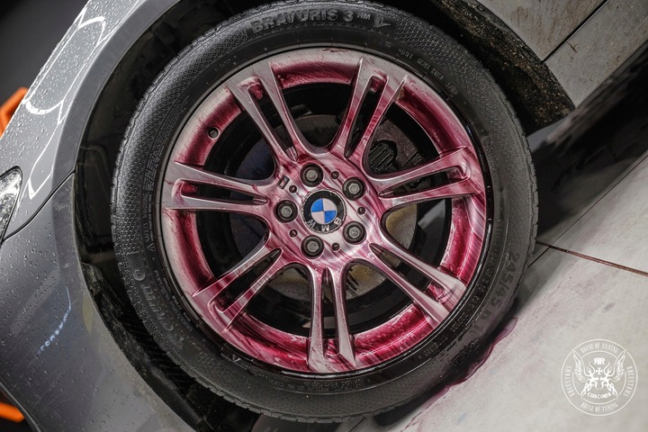 RR Customs BadBoys Wheel Cleaner Bleeding 1L Krwawa felga płyn