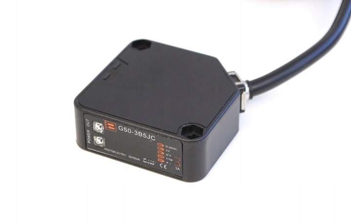 Czujnik Sensor optyczny G50-3B5JC refleksyjny przekaźnikowy