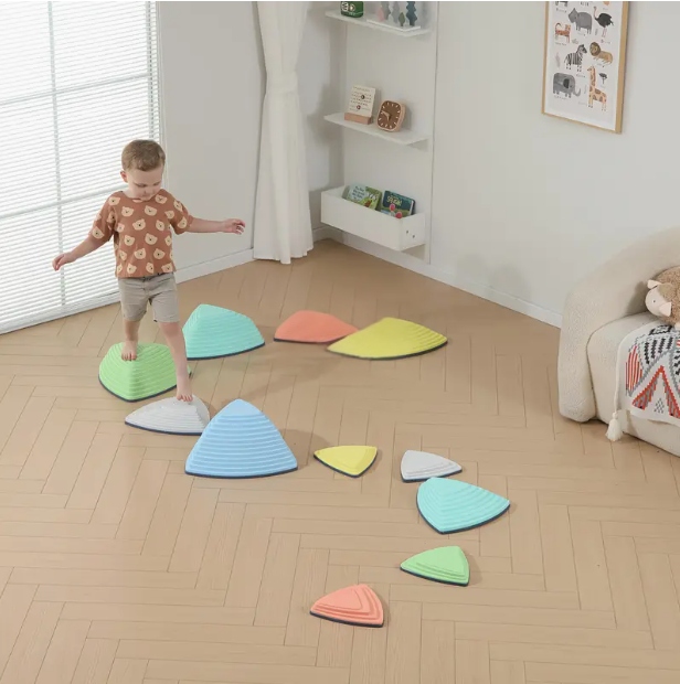 KAMIENIE RZECZNE DYSKI BALANSUJĄCE TRENING RÓWNOWAGI ŚCIEŻKA SENSORYCZNA