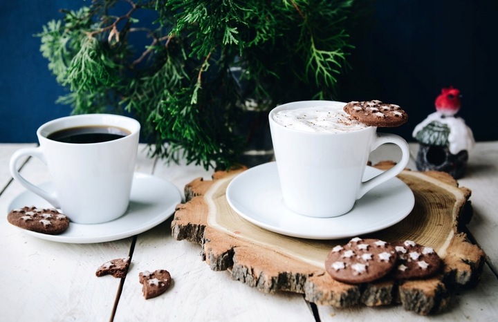 6 x BIAŁE FILIŻANKI ZE SPODKAMI 230 ml, DO KAWY