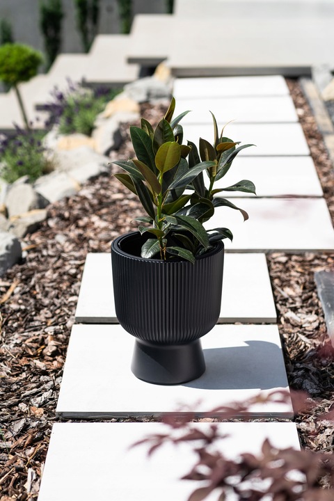 DONICZKA OSŁONKA NA KWIATY MILLY Z WYJMOWANYM WKŁADEM FI 30CM BIAŁA