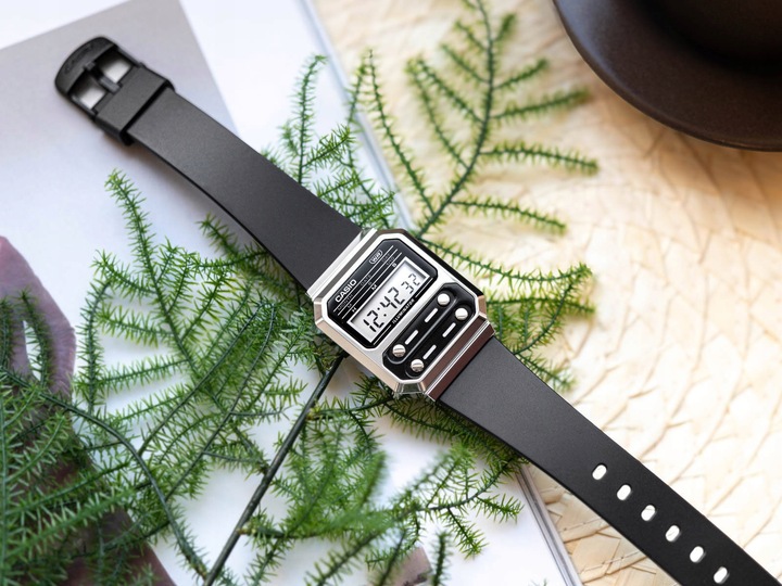 ZEGAREK CASIO A100WEF-1AEF VINTAGE SREBRNY DATOWNIK STOPER ALARM