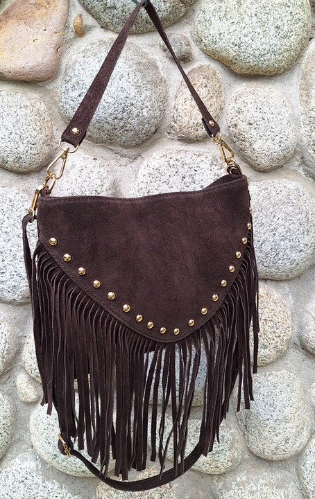 Torebka Listonoszka z ćwiekami ZAMSZ NATURALNY BOHO CZEKOLADA Vera Pelle