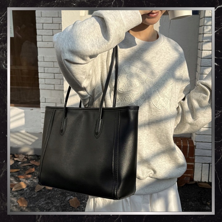 Torebka Skórzana Damska Czarna BAD&BAGS Na Ramię Torba Pojemna Shopperka