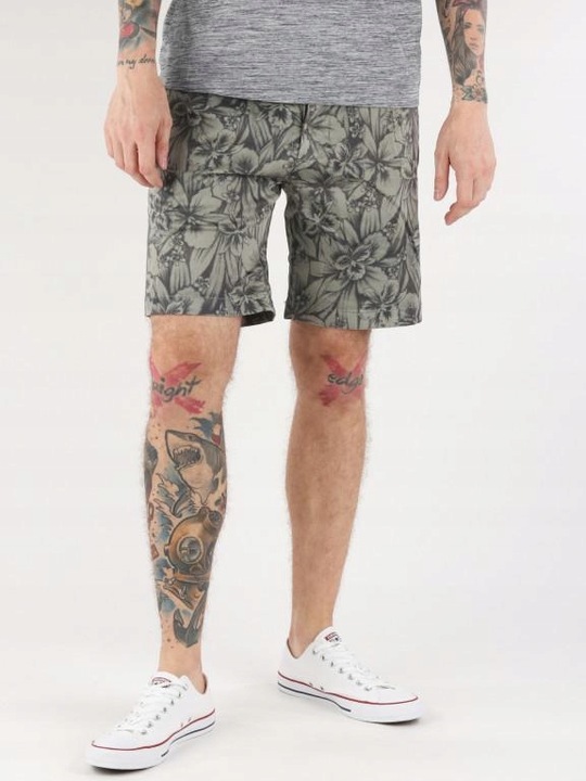 SPODENKI MĘSKIE ZE WZOREM KHAKI W29 REPLAY ZD06