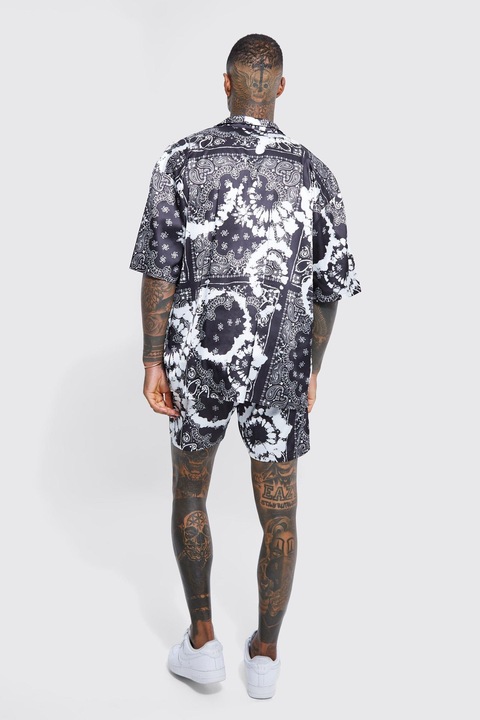 E22R002 KOSZULA CZARNA WZORY BIEL BOOHOOMAN S