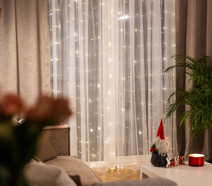 KURTYNA ŚWIETLNA LAMPKI SOPLE DRUCIKI 300 LED 3x3m GIRLANDA USB + ADAPTER