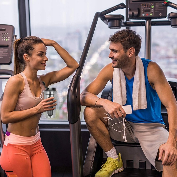 SHAKER 700ml BIDON BIAŁKO SZEJKER DO ODŻYWEK