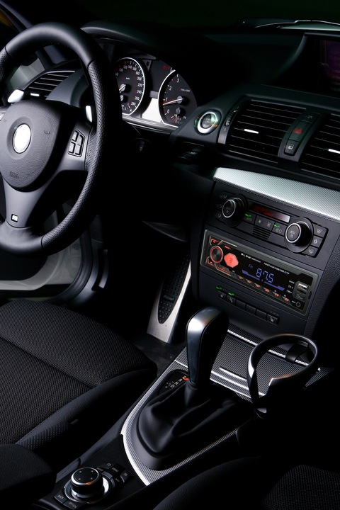 RADIO SAMOCHODOWE BLUETOOTH 1-DIN RDS USB-C AUX RCA SD MP3 LCD MIKROFON