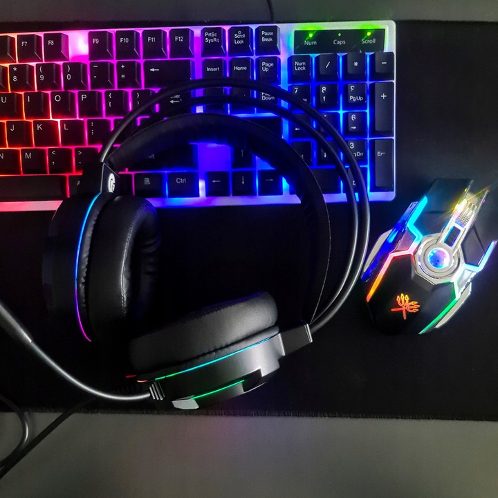 Słuchawki Gamingowe dla Graczy Mikrofon LED RGB PC z Mikrofonem Nauszne