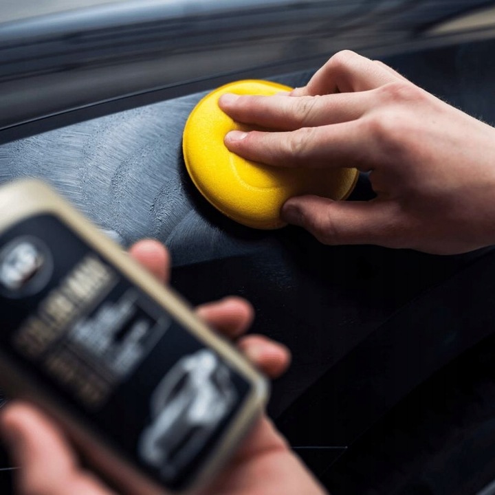 ZESTAW PASTA WOSK KOLORYZUJĄCY DO USUWANIA RYS NA RYSY Z LAKIERU CZARNEGO