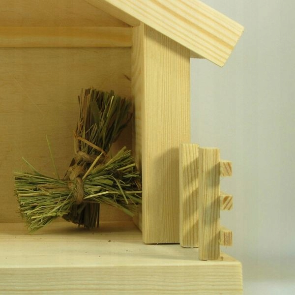 Szopka bożonarodzeniowa stajenka naturalna sosnowa +oświetlenie led 8-11cm