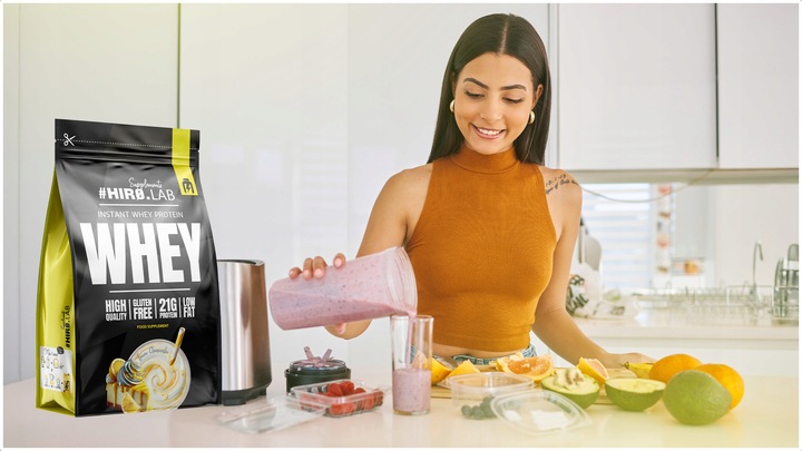 Białko koncentrat serwatkowe WPC 750 g Instant Whey Protein Gruszka Hiro