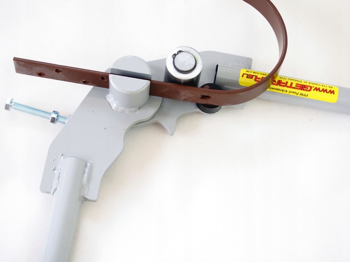 Giętarka do haków rynnowych bednarki prętów. Rowek 6x36mm