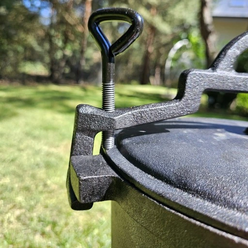 KOCIOŁEK ŻELIWNY GARNEK myśliwski węgierski pieczonki 10L na OGNISKO GRILL