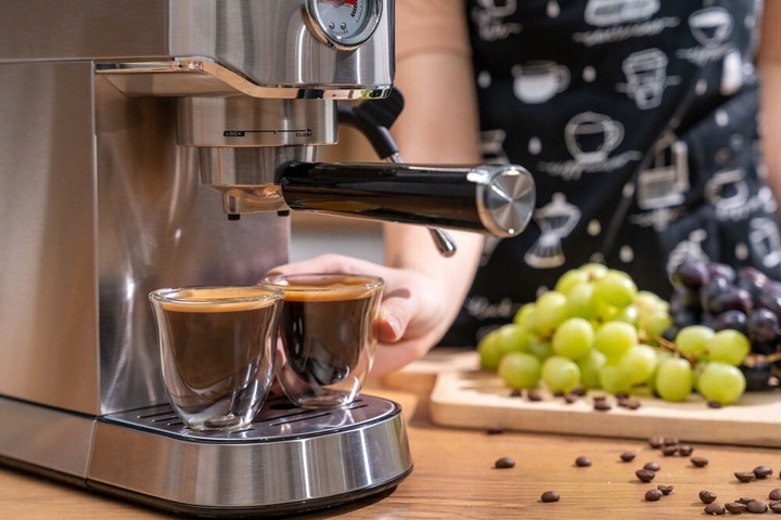 Ekspres kolbowy GÖTZE & JENSEN ECM700