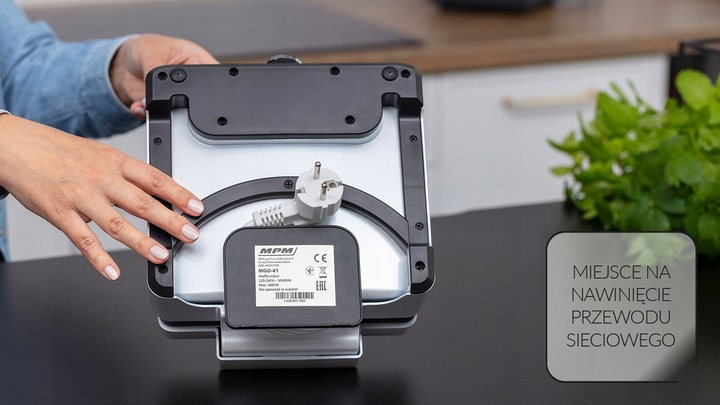 Gofrownica mocna srebrna 2 gofry MPM MGO-41 1600W