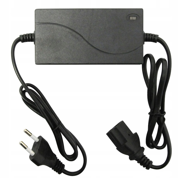 ŁADOWARKA DO ELEKTRYCZNY OPRYSKIWACZ AKUMULATOROWY