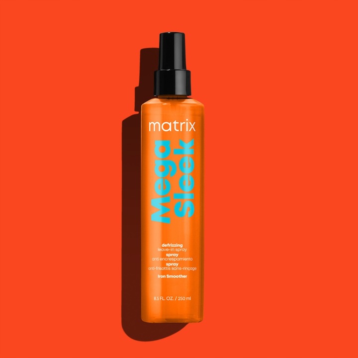 Matrix Mega Sleek Spray chroniący włosy przed wysoką temperaturą 250ml