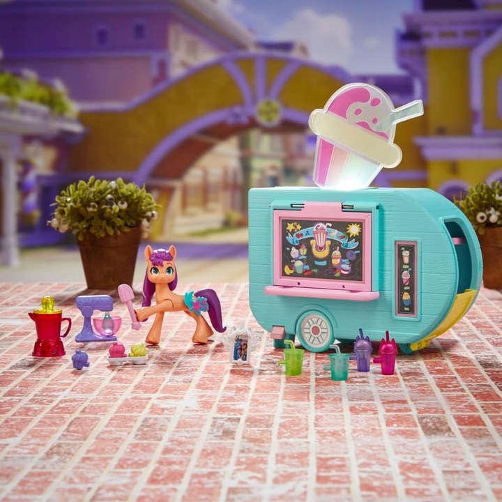 MY LITTLE PONY CIĘŻARÓWKA SMOOTHIE + KUCYK SUNNY zestaw do zabawy
