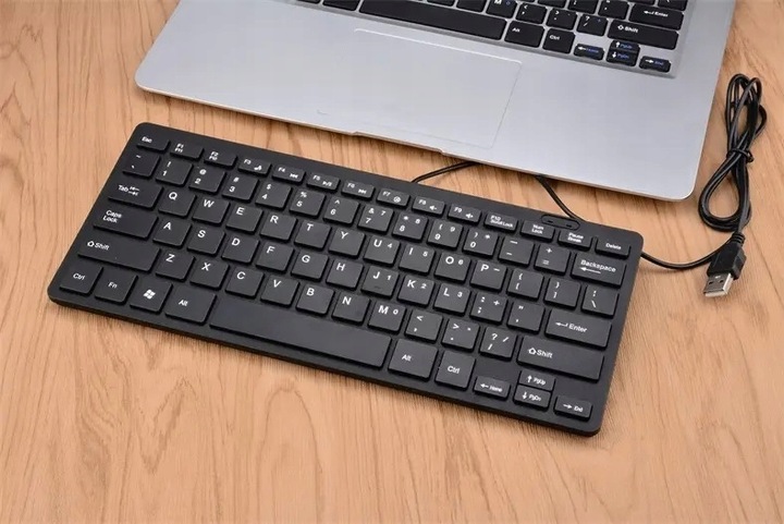 KOMPAKTOWA MINI KLAWIATURA SLIM USB