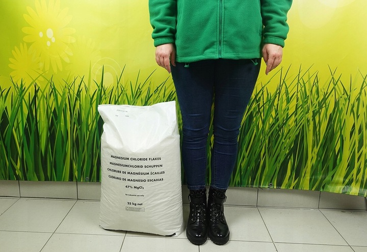 Chlorek Magnezu 25kg Topiący Lód Lepszy niż Sól Drogowa Świeży Wydajny