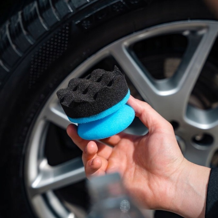 Bono Black 500ML + APLIKATOR GĄBKOWY do opon