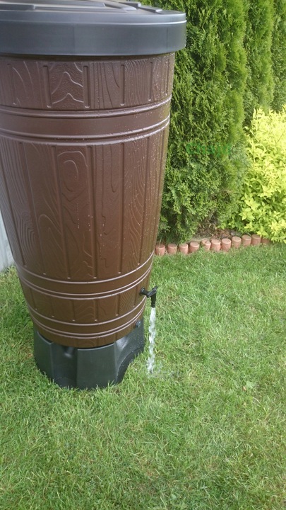 POJEMNIK NA DESZCZÓWKĘ WODĘ ZBIORNIK 265 L+KRANIK