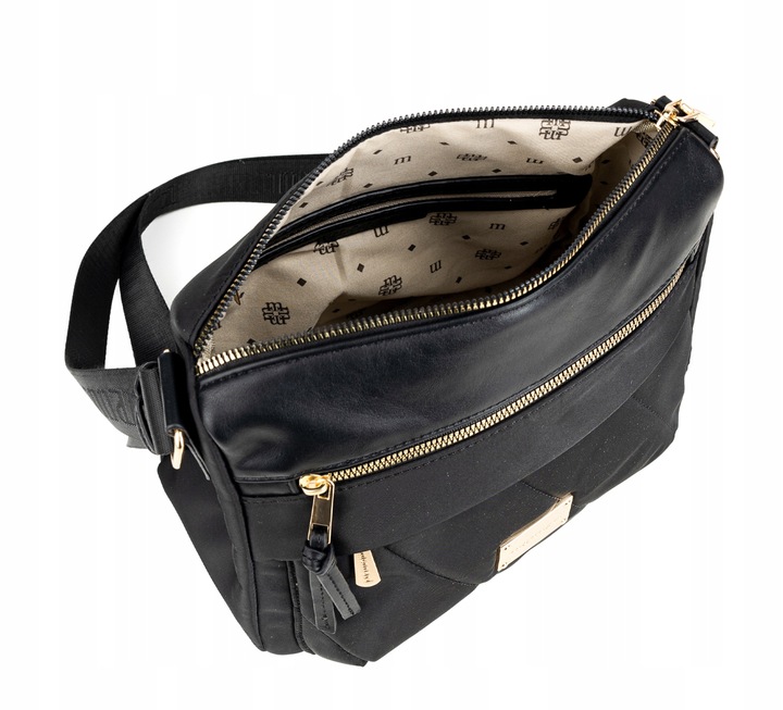 MONNARI Pojemna czarna torebka listonoszka Kieszonki Długi Pasek Kieszonki