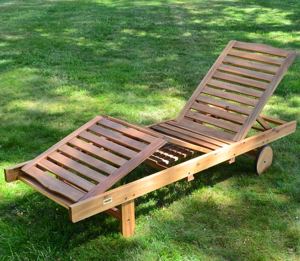 Leżak Leżanka Ogrodowy Drewniany HECHT Resort A Tropikalne Drewno Akacjowe